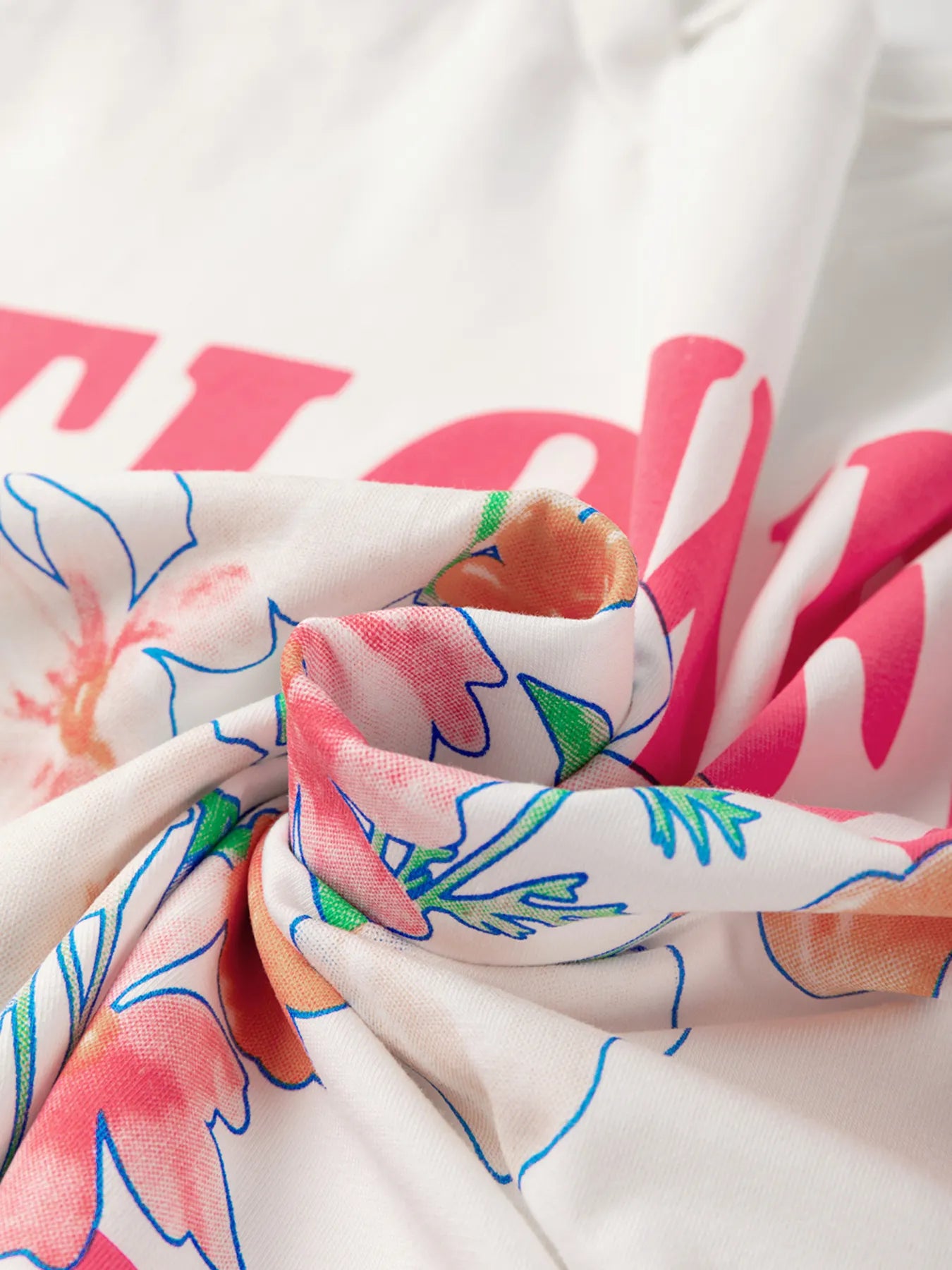 FLOWER MARKET Graphic Round Neck T-Shirt — product image 9