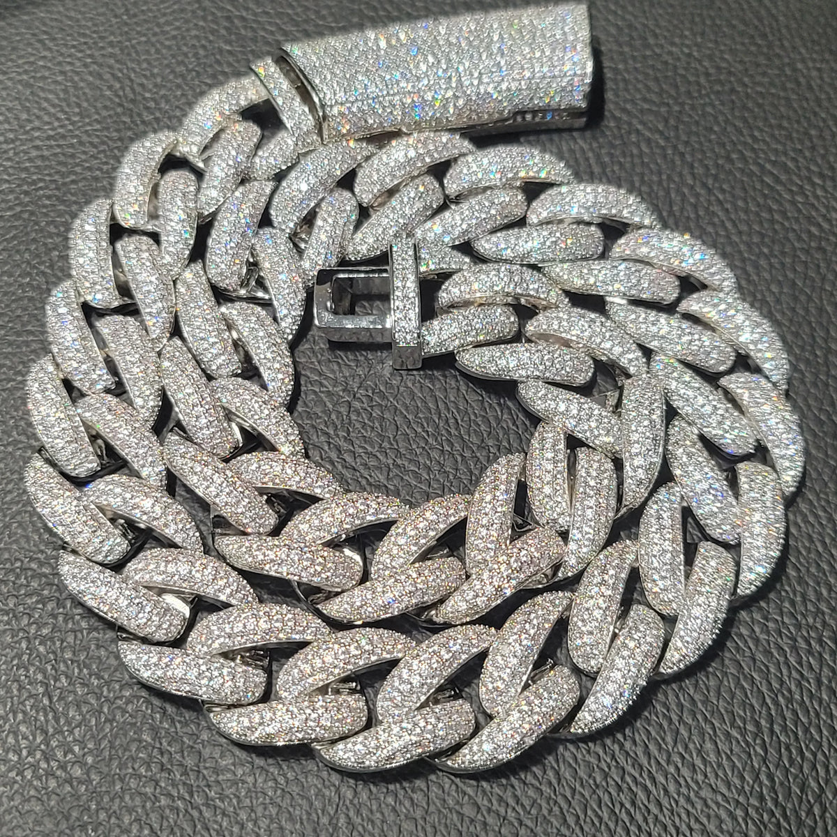 Miami Cuban Link Chain Necklace — 12, 20 or 24 mm — product image 11