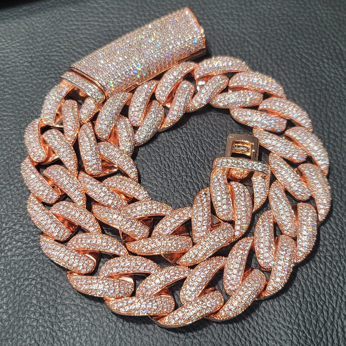Miami Cuban Link Chain Necklace — 12, 20 or 24 mm — product image 15