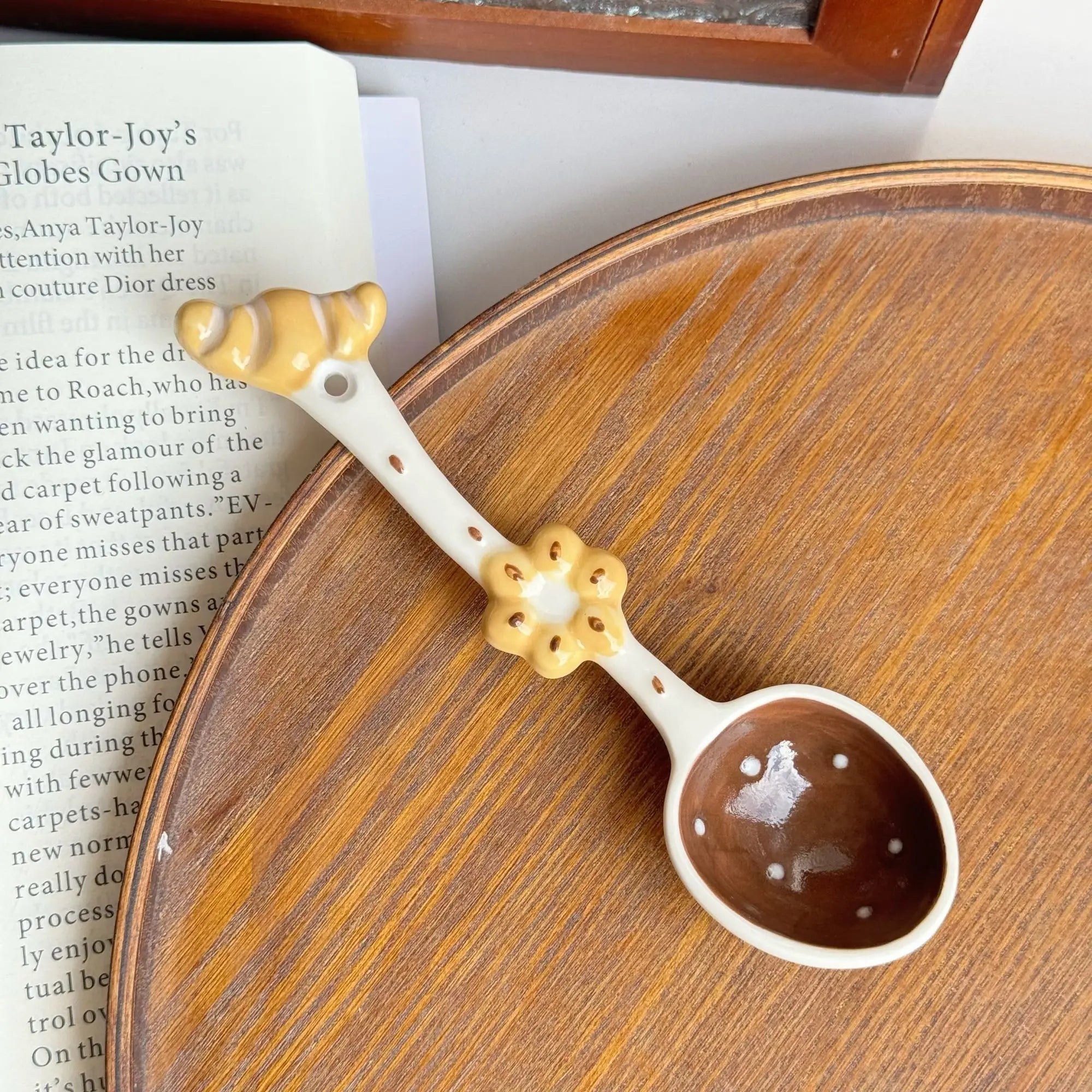 Ceramic Long-Handled Spoon — Bread & Biscuit Design — product image 7