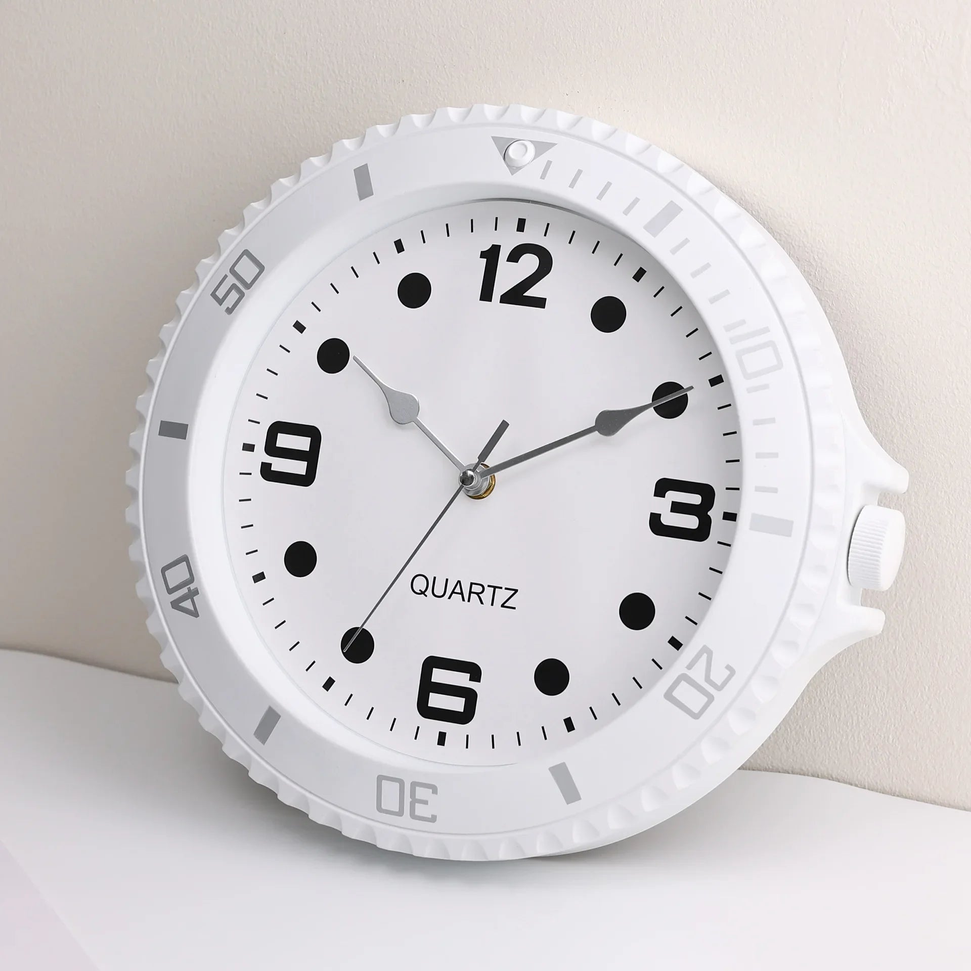 Silent Sweep Quartz Wall Clock — 30 cm Round, Modern — product image 19